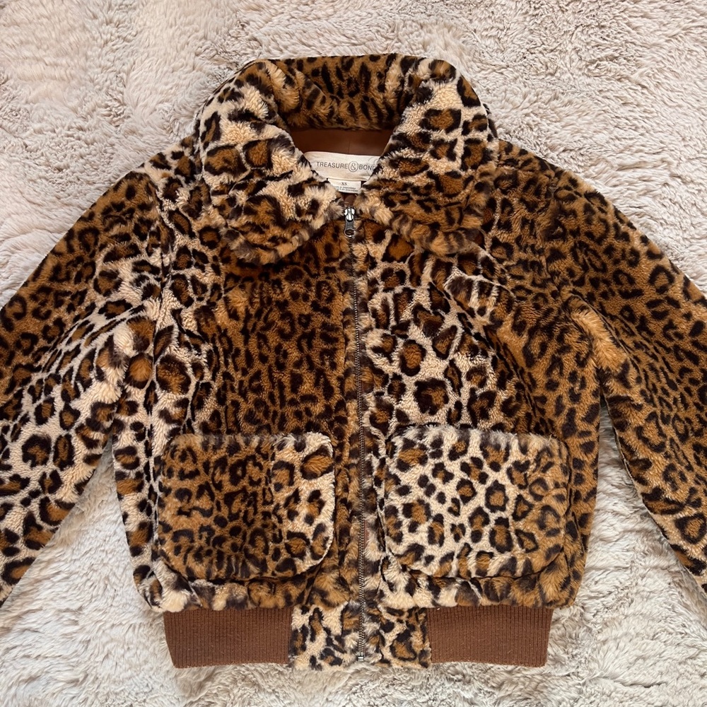 Faux Fur Leopard Jacket